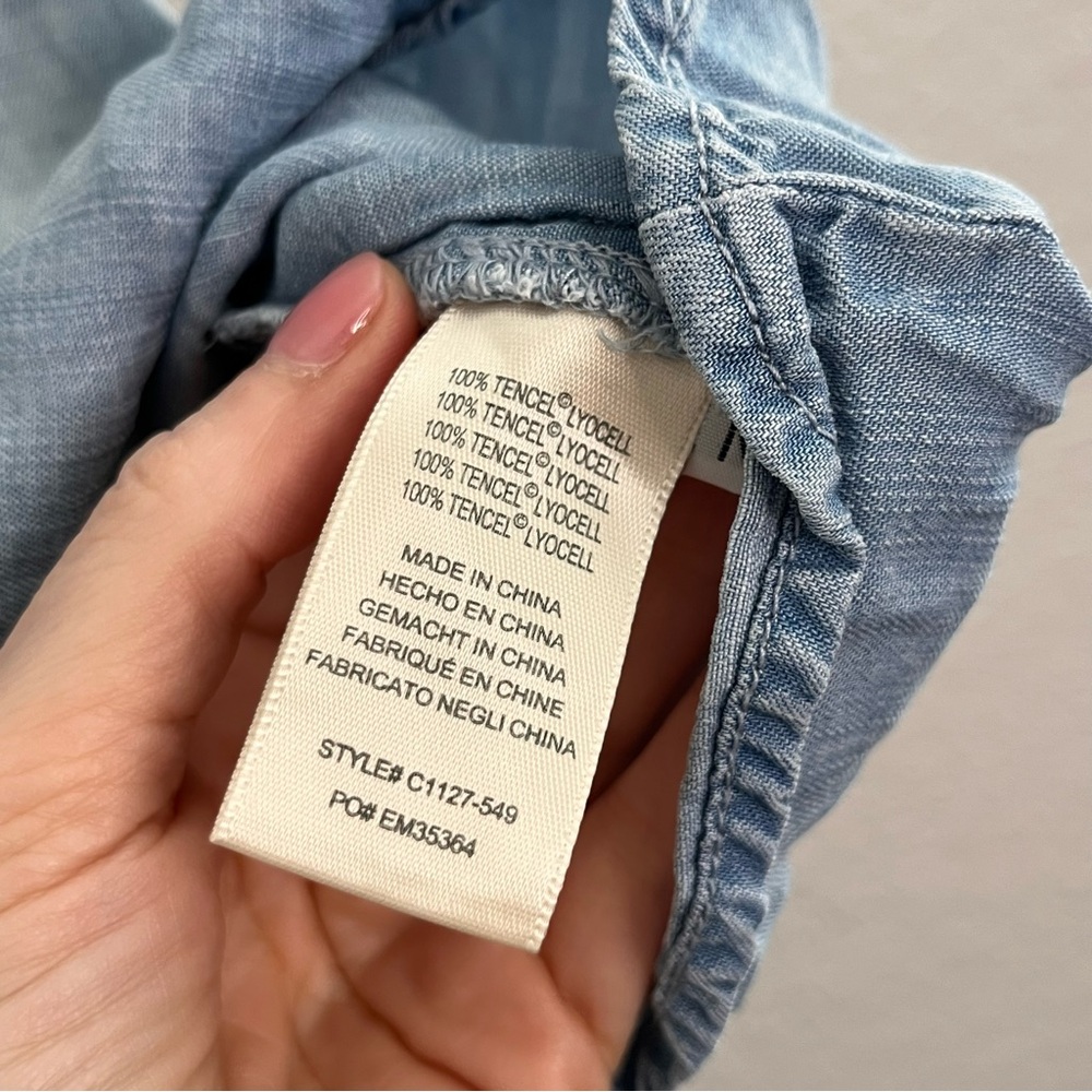 Anthropologie Cloth & Stone Sky Blue Denim Style Tank Top size medium - Picture 3 of 5